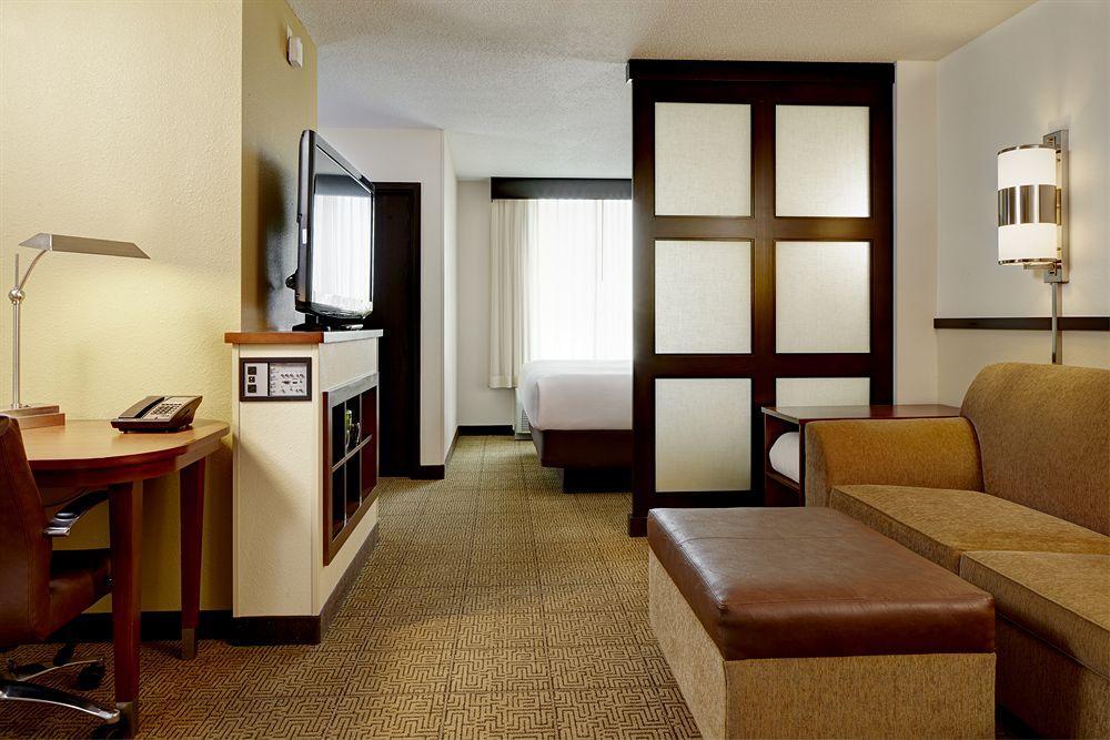 Hyatt Place Garden City Buitenkant foto