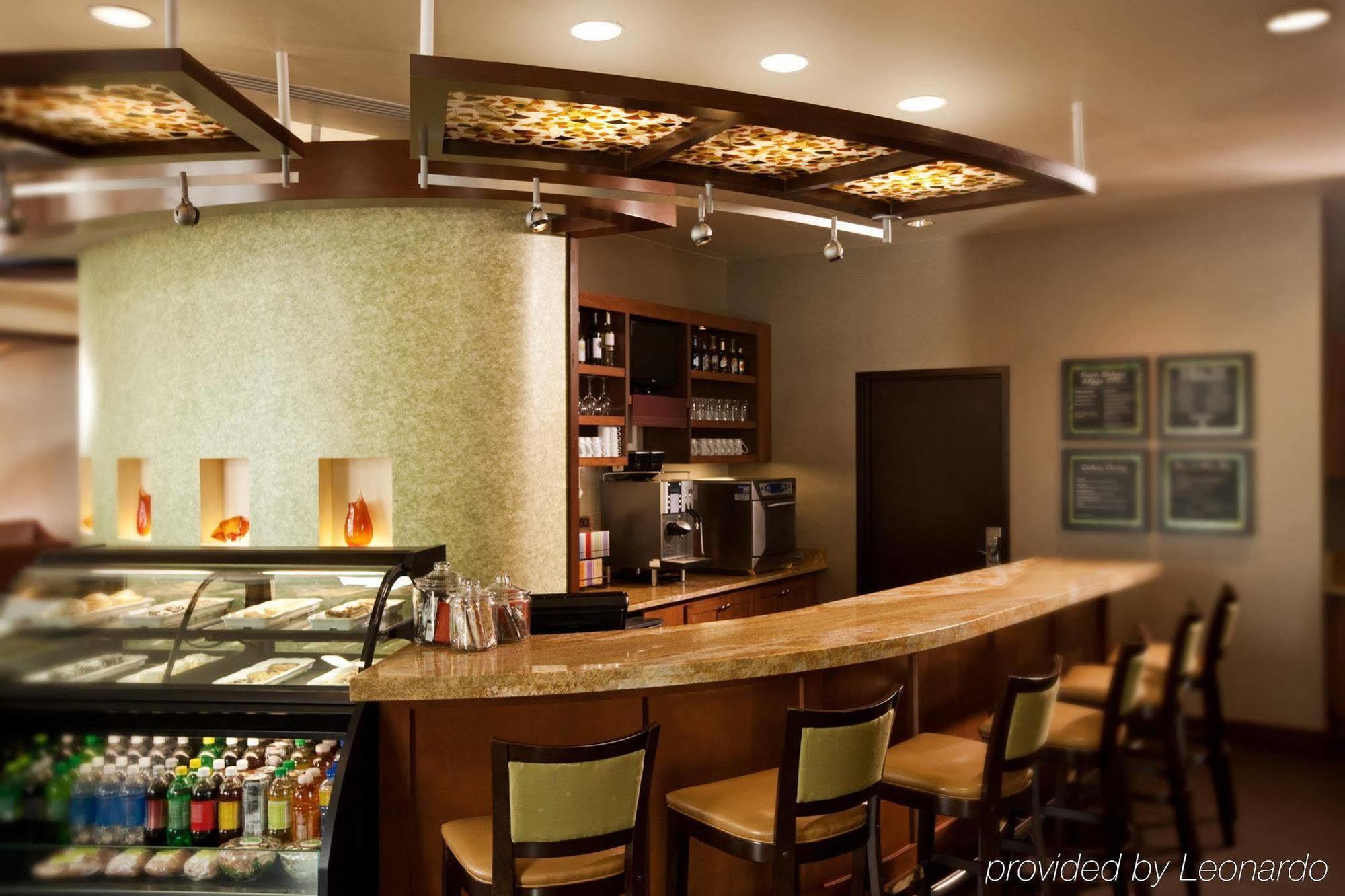 Hyatt Place Garden City Restaurant foto